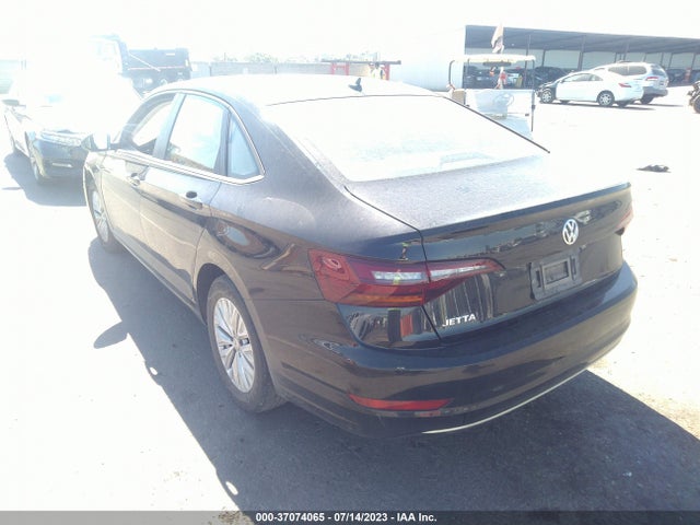 3VWC57BUXKM196596 Volkswagen Jetta S/se/r-line