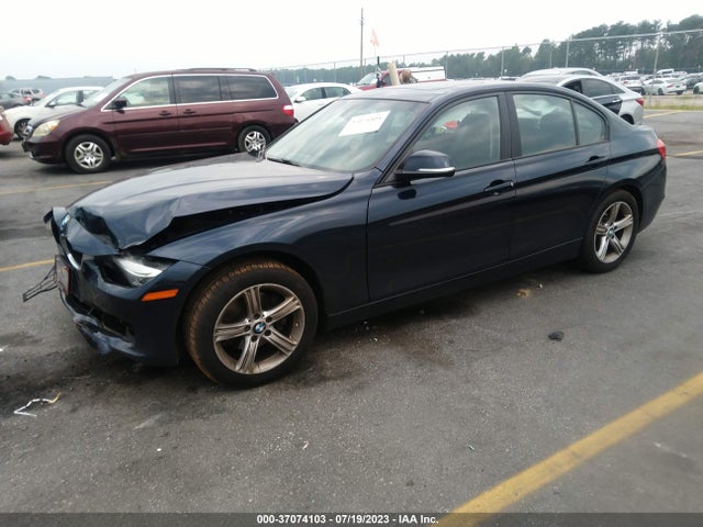BMW 328i Xdrive 2015 WBA3B5C56FF962205 Image 2