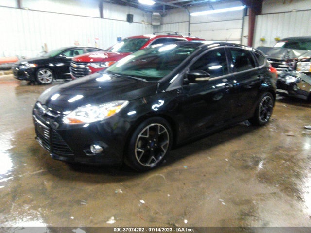 Ford FOCUS SE 2014 1FADP3K23EL180406 Image 2