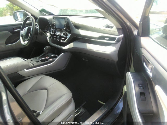 Toyota Highlander Xle 2022 5TDGZRAH8NS558664 Image 11