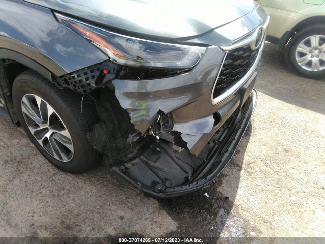 Toyota Highlander Xle 2022 5TDGZRAH8NS558664 Image 12