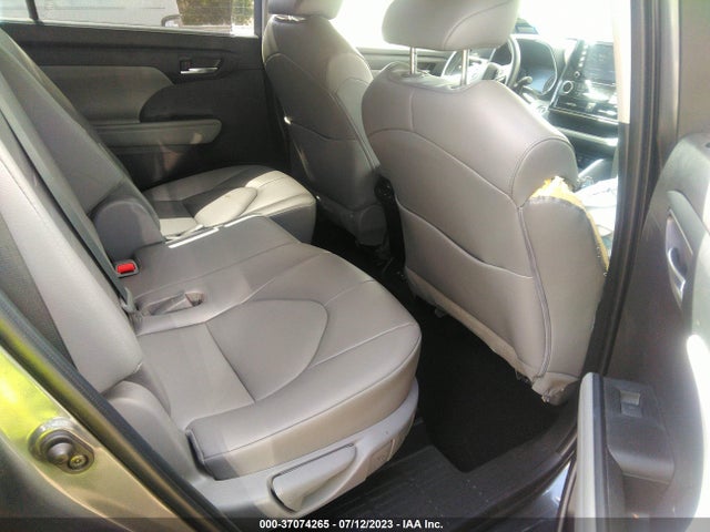 Toyota Highlander Xle 2022 5TDGZRAH8NS558664 Image 14