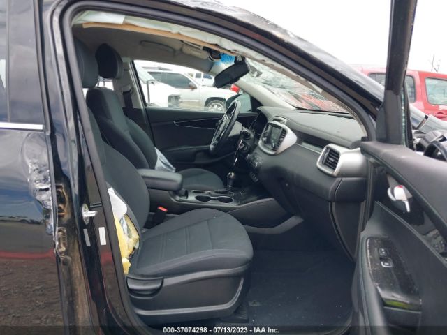 5XYPGDA38JG379528 KIA SORENTO LX