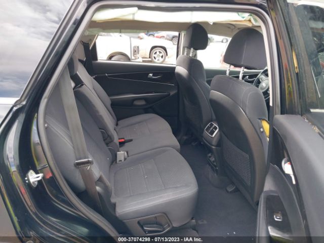 5XYPGDA38JG379528 KIA SORENTO LX