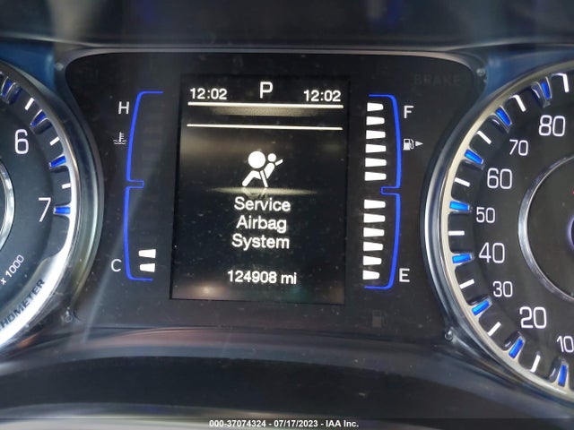1C3CCCAG8GN101032 Chrysler 200 Limited
