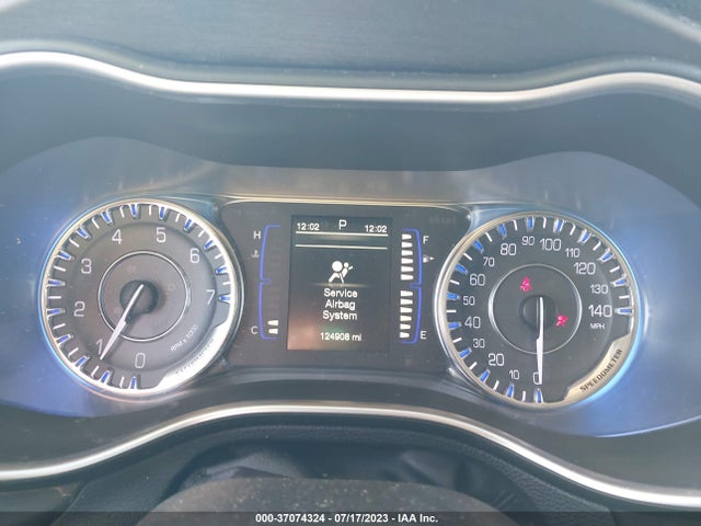 1C3CCCAG8GN101032 Chrysler 200 Limited