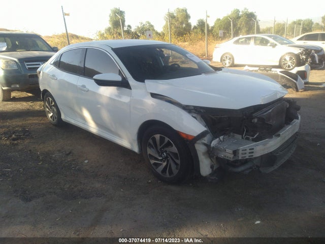 Honda Civic Hatchback Lx 2018 SHHFK7H20JU425920 Image 1