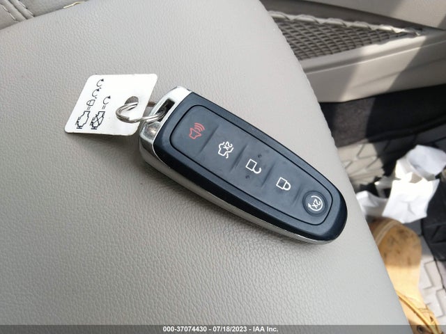 2018 FORD ESCAPE TITANIUM VIN: 1FMCU9J97JUD11918