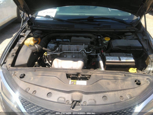 Chrysler 200 Limited 2015 1C3CCCAB5FN692102 Image 10