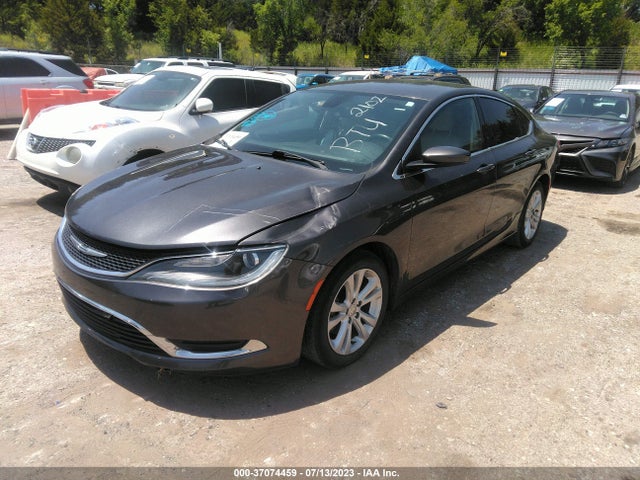 Chrysler 200 Limited 2015 1C3CCCAB5FN692102 Image 2