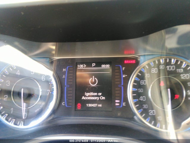 Chrysler 200 Limited 2015 1C3CCCAB5FN692102 Image 7
