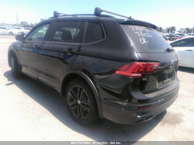 3VVCB7AX1NM055638 Volkswagen Tiguan Se R-line Black
