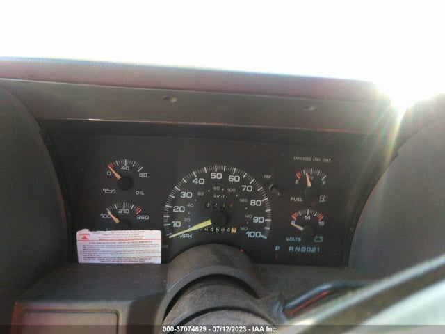 1994 GMC SAFARI XT VIN: 1GKDM19W8RB557389