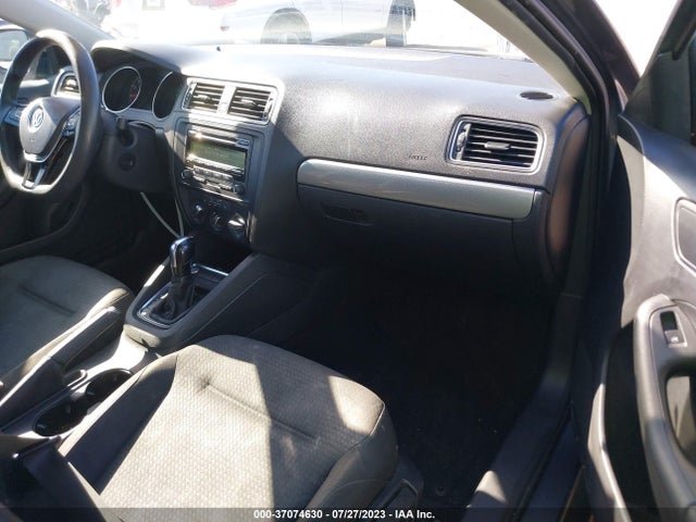 3VWD17AJ6FM316908 Volkswagen Jetta Sedan 1.8t Se