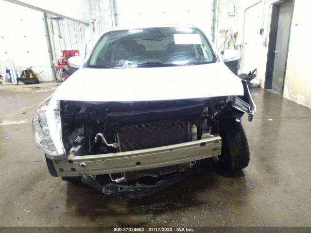3N1CN7AP1KL828893 Nissan Versa Sedan S Plus