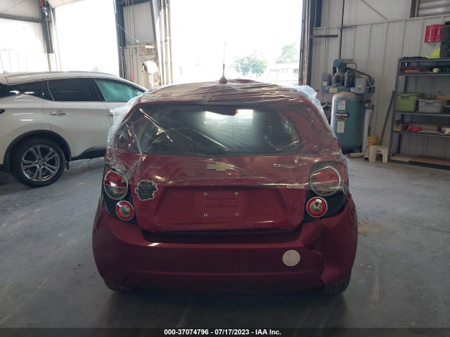 Chevrolet SONIC LT 2014 1G1JC6SB7E4124773 Image 8