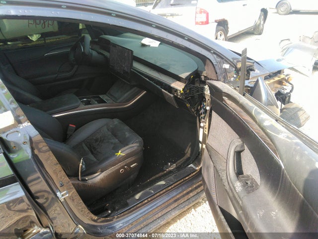 2021 Tesla Model X, VIN: 5YJXCBE50MF326796
