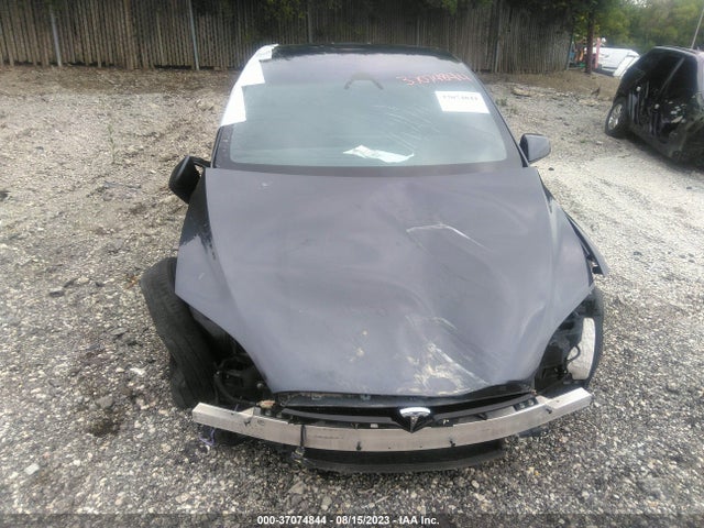 2021 Tesla Model X, VIN: 5YJXCBE50MF326796