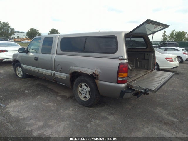 2001 CHEVROLET SILVERADO 1500 LS VIN: 2GCEC19V211309265