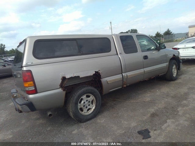2001 CHEVROLET SILVERADO 1500 LS VIN: 2GCEC19V211309265