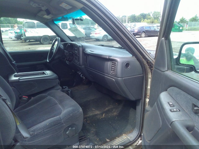 2001 CHEVROLET SILVERADO 1500 LS VIN: 2GCEC19V211309265