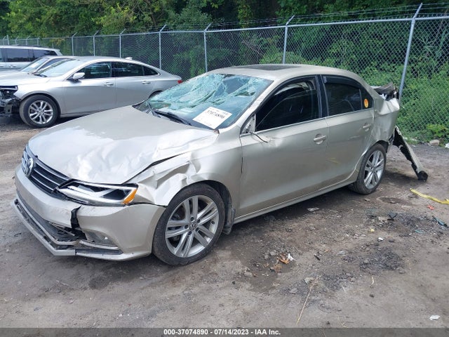 3VWL17AJ1FM308999 Volkswagen Jetta Sedan 1.8t Sel