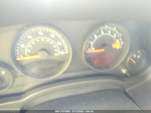 1C4NJPBA8ED523669 Jeep Patriot Sport/altitude