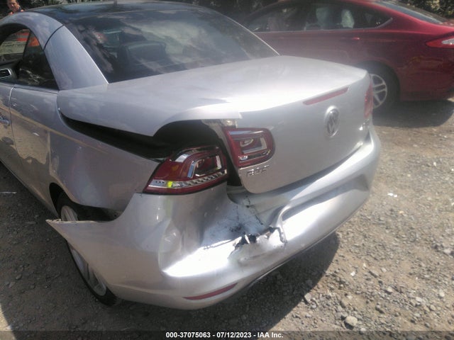 2014 Volkswagen Eos, VIN: WVWFW8AHXEV004580