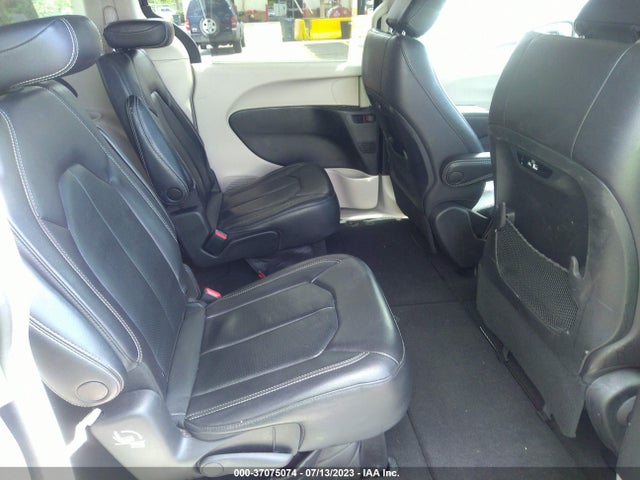 2C4RC1BG5NR115978 Chrysler Pacifica Touring L