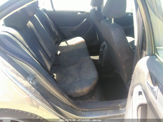 3VW2K7AJXEM328577 Volkswagen Jetta Sedan S