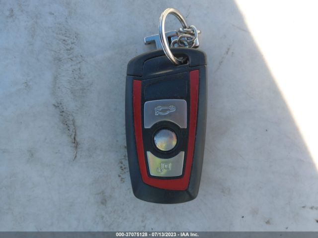 WBA3C1C5XEK105851 BMW 3 Series 328i