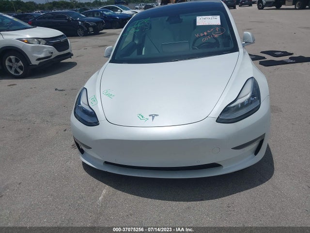 2020 Tesla 3, VIN: 5YJ3E1EB4LF639535