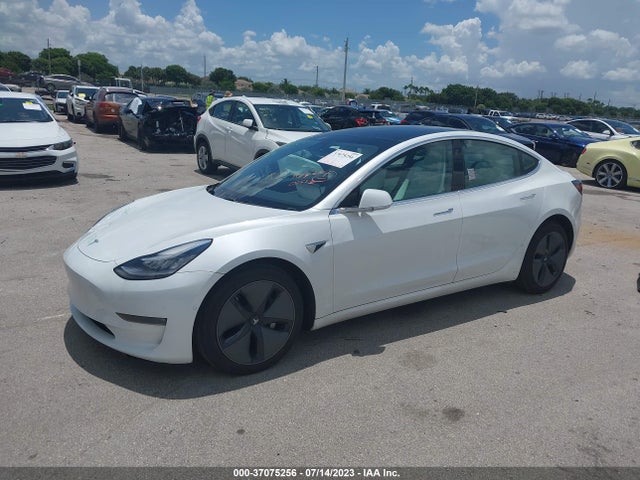 2020 Tesla 3, VIN: 5YJ3E1EB4LF639535
