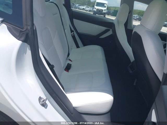 2020 Tesla 3, VIN: 5YJ3E1EB4LF639535