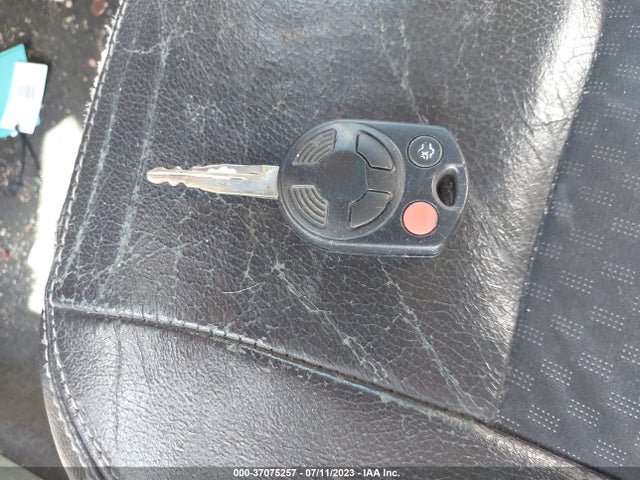 2009 FORD FUSION SE VIN: 3FAHP07Z19R148115