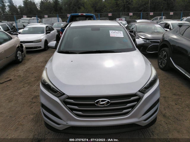 Hyundai TUCSON SE 2017 KM8J23A47HU424180 Image 4