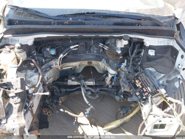 KNDMA5C12J6393028 KIA Sedona L