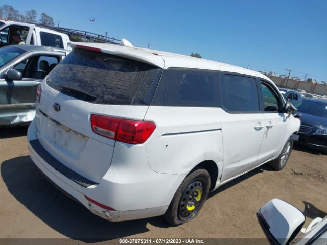 KNDMA5C12J6393028 KIA Sedona L