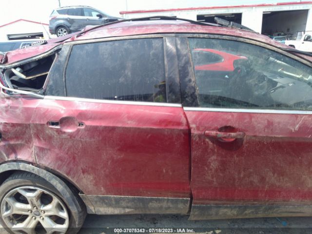 1FMCU0JD5HUD86448 Ford Escape Titanium