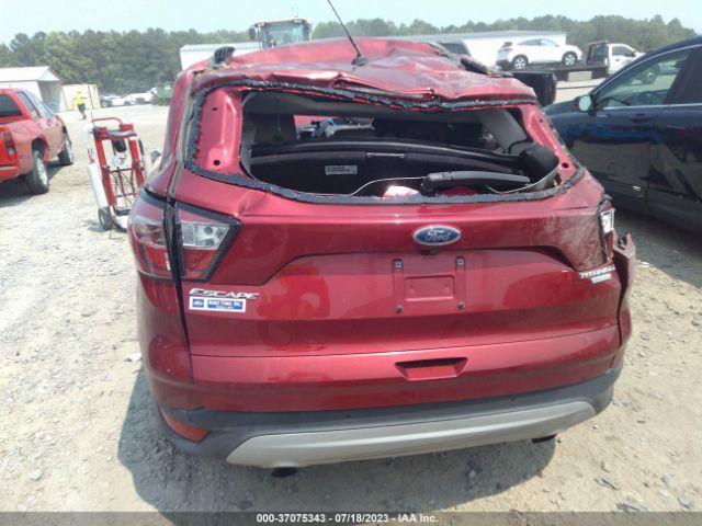1FMCU0JD5HUD86448 Ford Escape Titanium