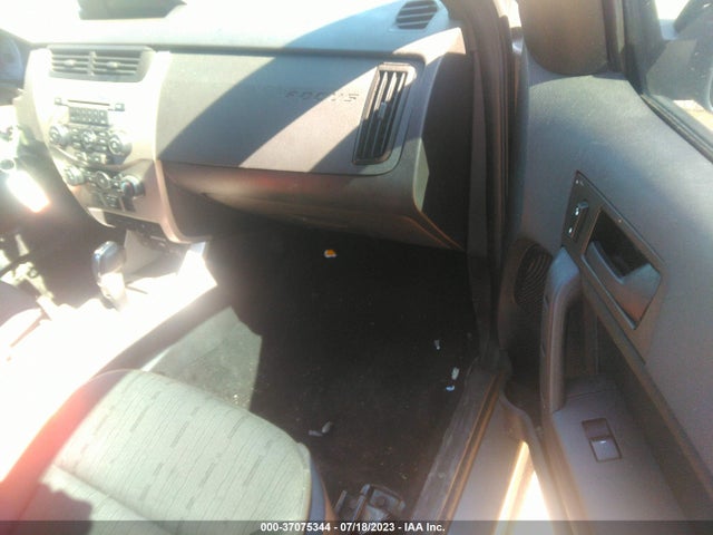 2010 FORD FOCUS SE VIN: 1FAHP3FN6AW183895