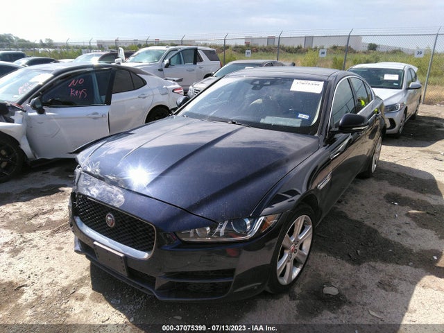 2018 JAGUAR XE SAJAK4FX2JCP24400 Photo 1