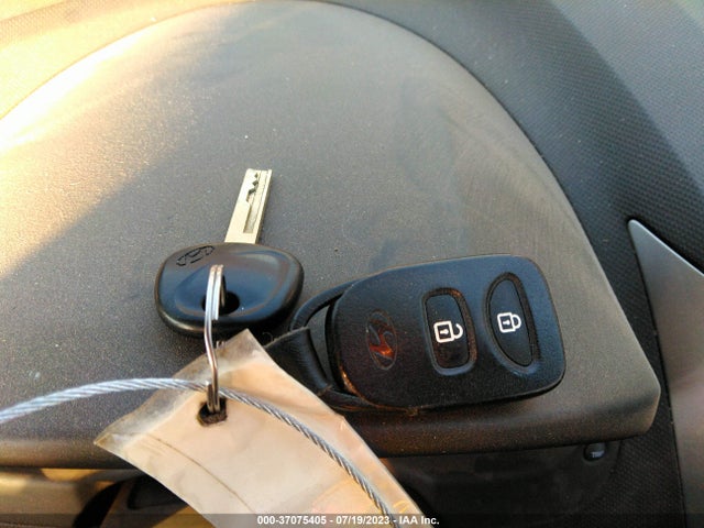 Hyundai ACCENT SE 2016 KMHCT5AE4GU241179 Image 3