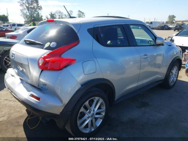 JN8AF5MR9ET453424 Nissan Juke Sv