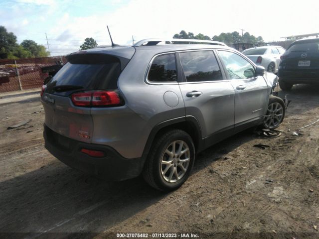 1C4PJLCB5HW593051 Jeep Cherokee Latitude