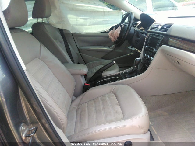 2014 VOLKSWAGEN PASSAT TDI SEL PREMIUM VIN: 1VWCN7A31EC121333