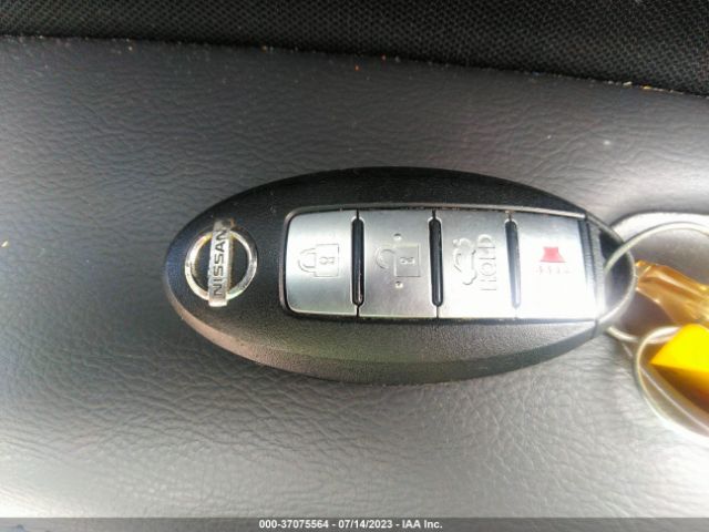 3N1AB7AP1KY259756 Nissan SENTRA SV