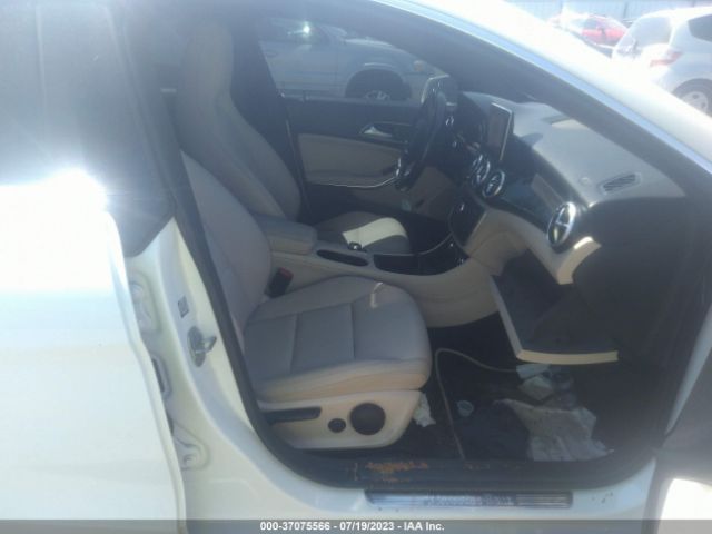 WDDSJ4GBXFN274845 Mercedes-Benz Cla-class Cla 250