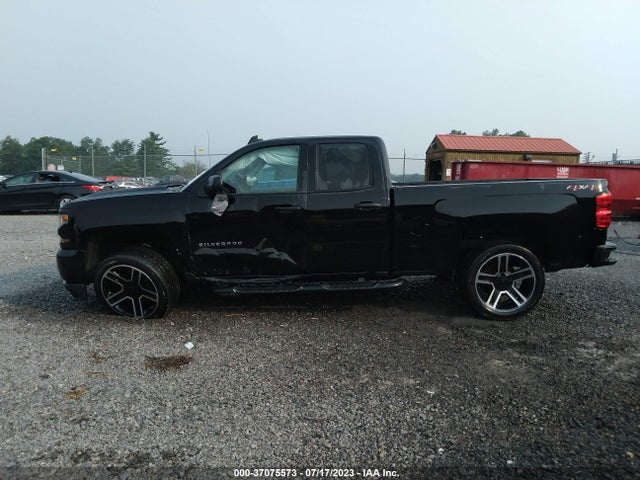 Chevrolet Silverado 1500 Custom 2018 1GCVKPEC7JZ262882 Image 14