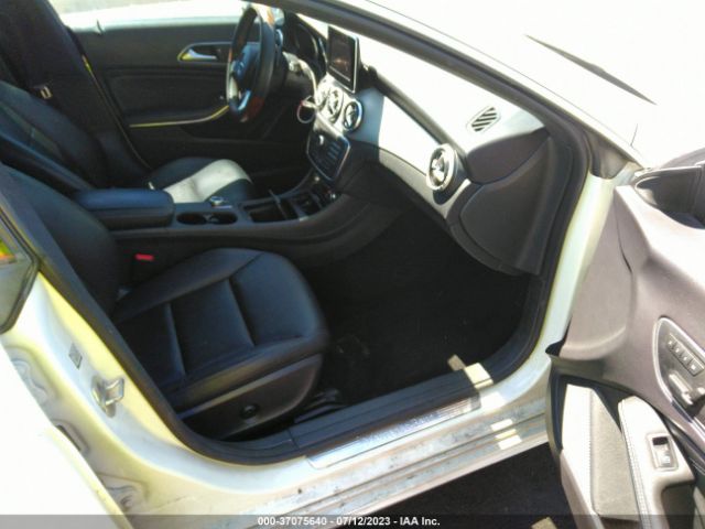 WDDSJ4EB5FN216550 Mercedes-Benz Cla-class Cla 250